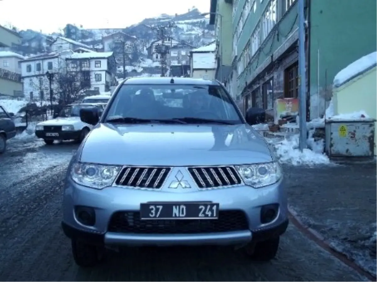 Küre Belediyesi'ne Yeni Alınan Araçlar Hizmete Girdi