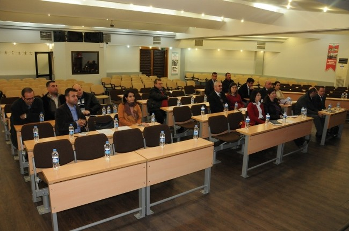 Manisa\'da Büyükşehir Toplantısı