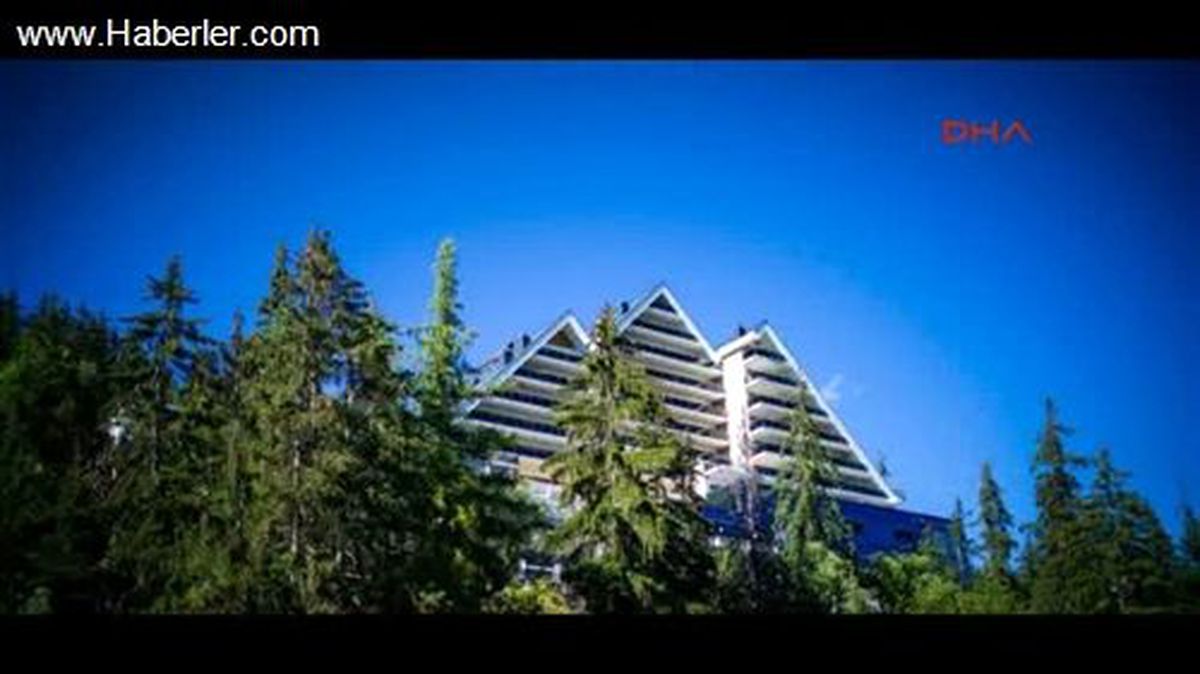 Rahatsız Olmamak İçin Otel ve Sinema Salonunu Kapattı