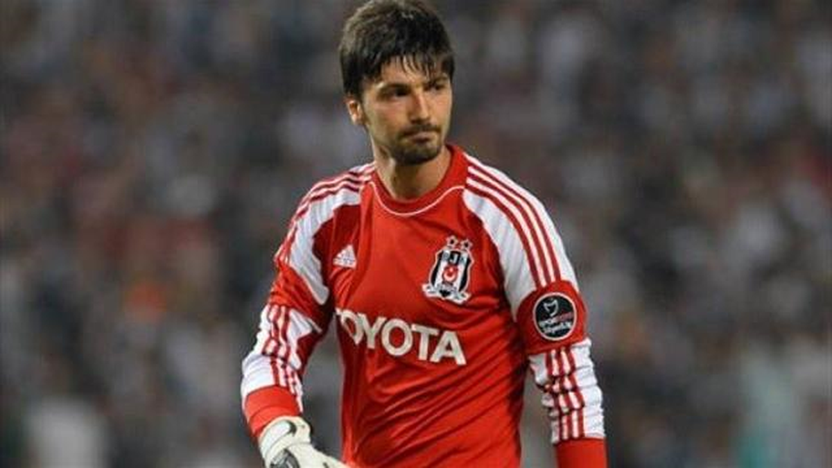 Tolga Zengin Beşiktaş\'ın Yeni Kaptanı Olmaya Hazırlanıyor