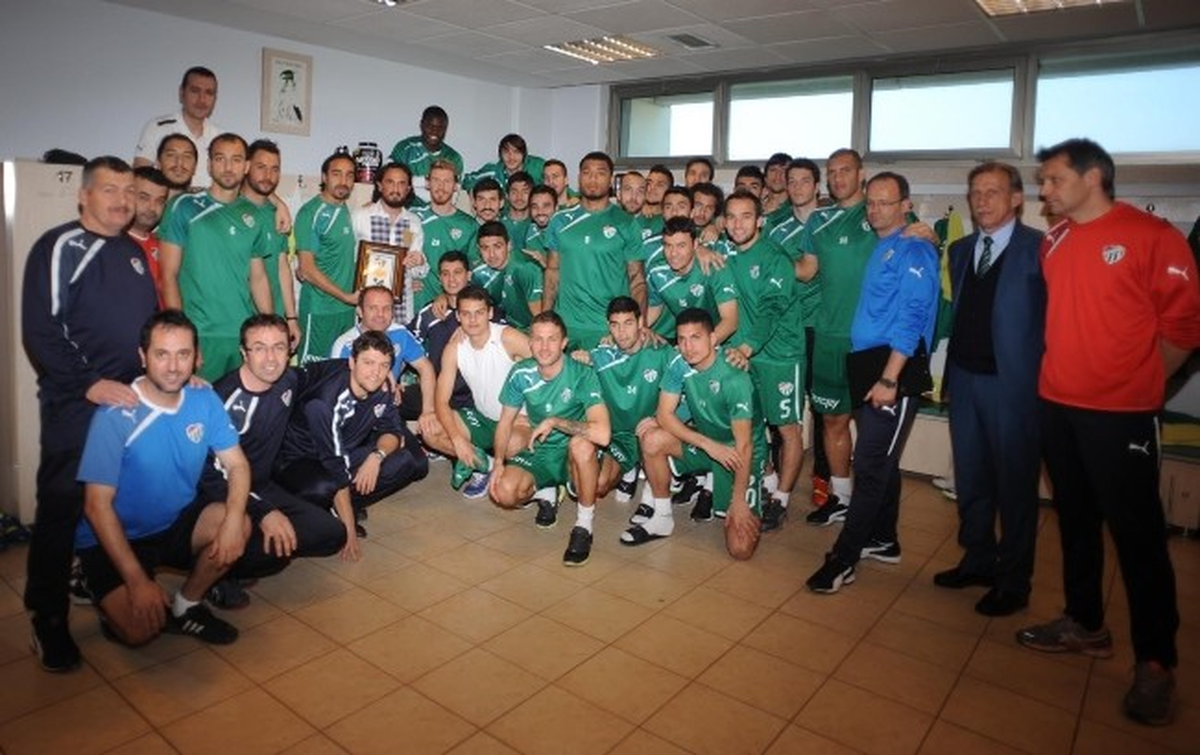 Tuncay Şanlı Bursaspor\'la Vedalaştı