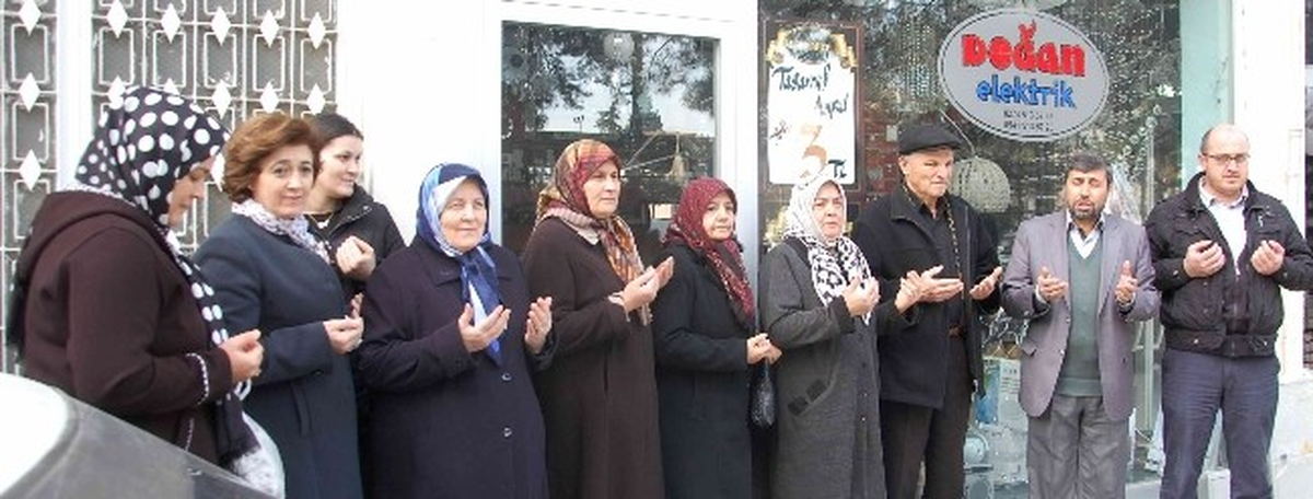 Umreye Dualarla Uğurlandılar