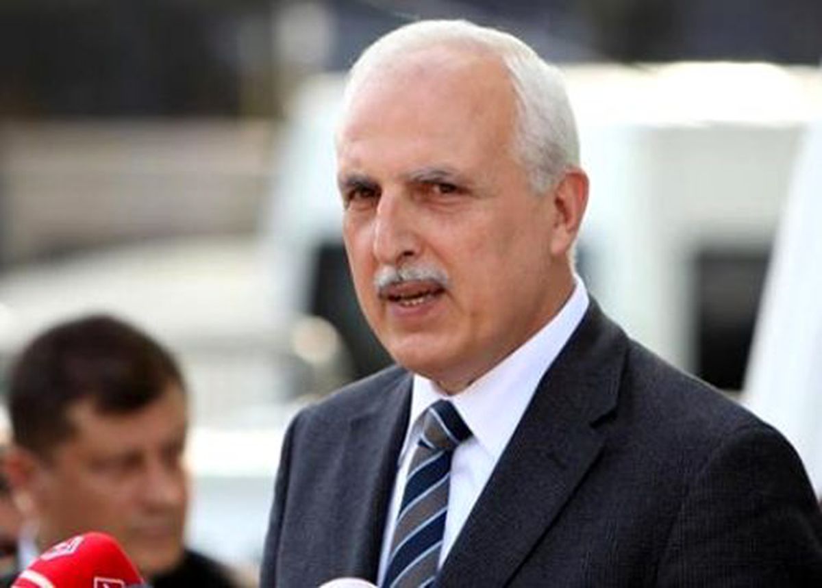 İstanbul Valisi Hüseyin Avni Mutlu, "Tüm Yolcuların Uçaktan Sorunsuz İnişi Sağlandı" Dedi.
