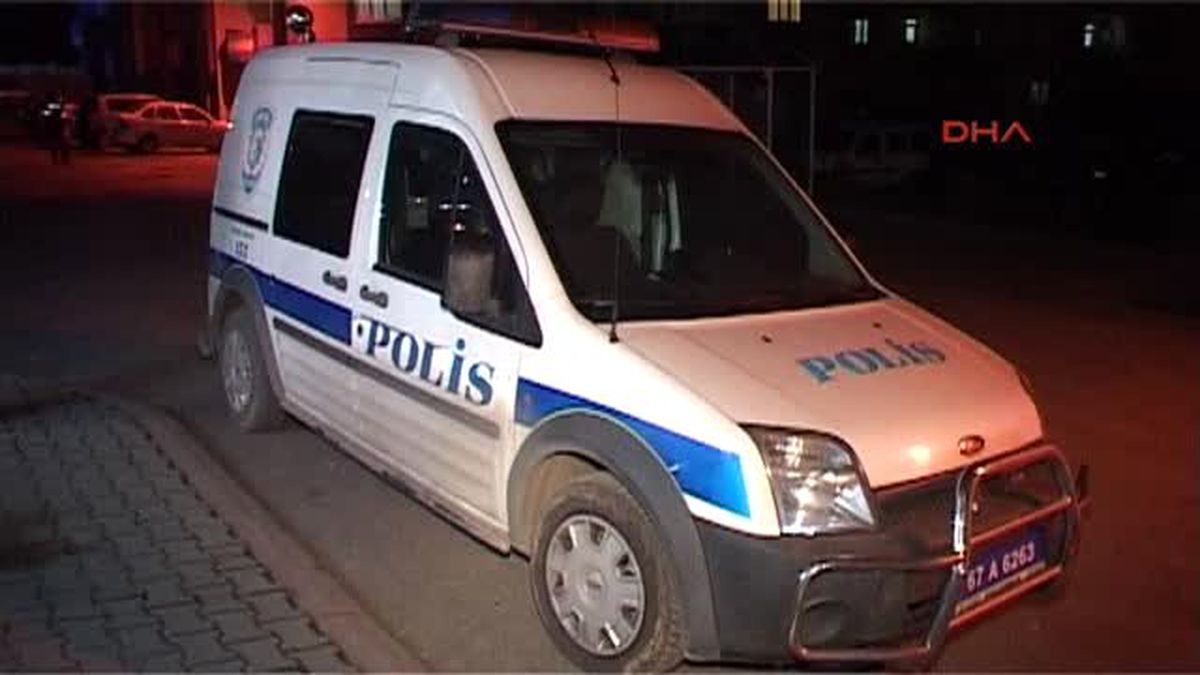 Zonguldak\'ın Ereğli İlçesinde Aralarında Arazi Anlaşmazlığı Bulanan İki Kardeş ile Çocukları...