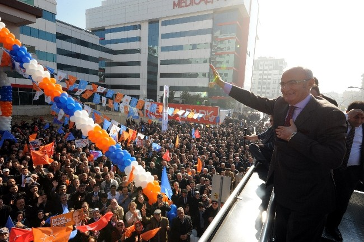 AK Parti\'den Atakum\'da Miting Gibi SKM Açılışı