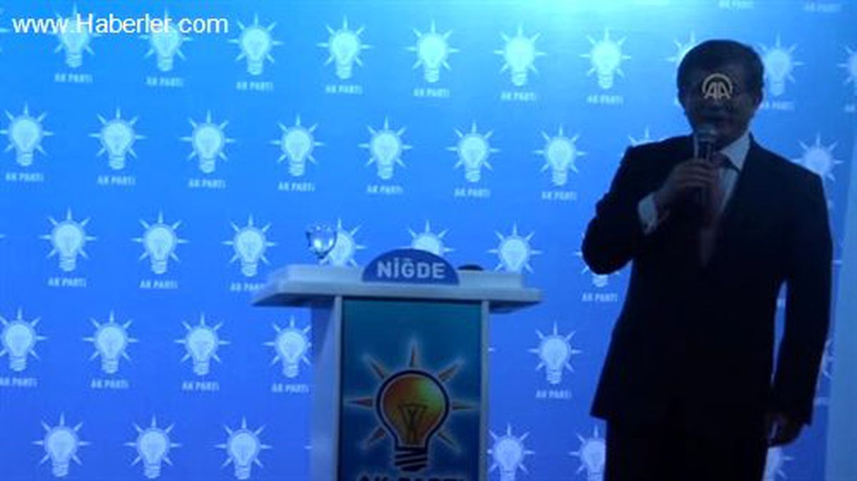 AK Parti Niğde Belediye Başkan Adayları Tanıtım Toplantısı - Davutoğlu (2) -
