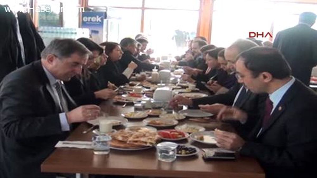 AK Parti Van\'a Çıkarma Yaptı