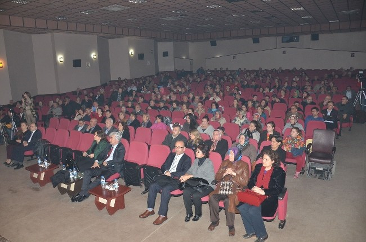 Akhisar Türküleri Konseri Büyüledi
