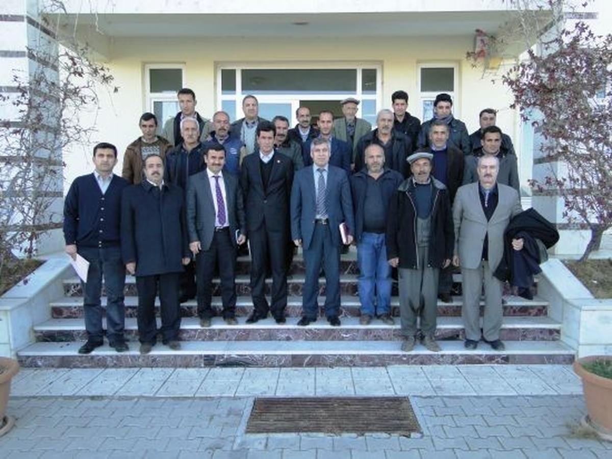 Arıcılık Kursunu Tamamlayanlara Sertifikaları Verildi