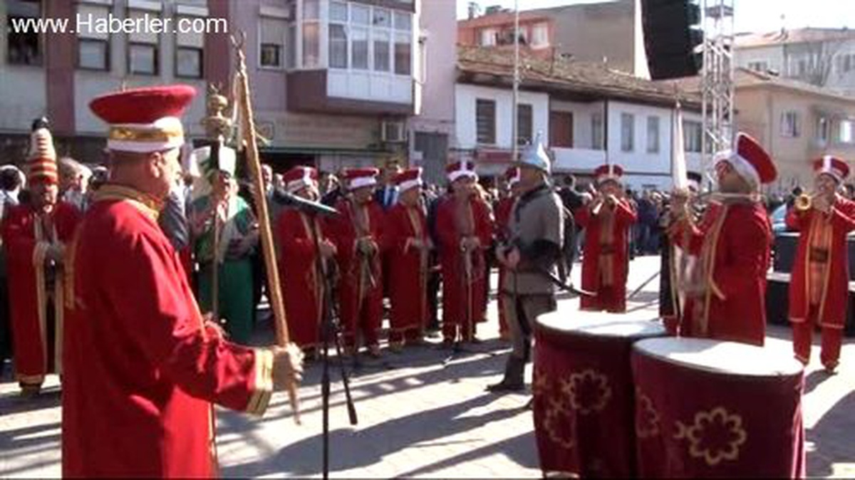 Arınç: \'\'İnşallah vakıflarımıza sahip çıkacağız\'\' -