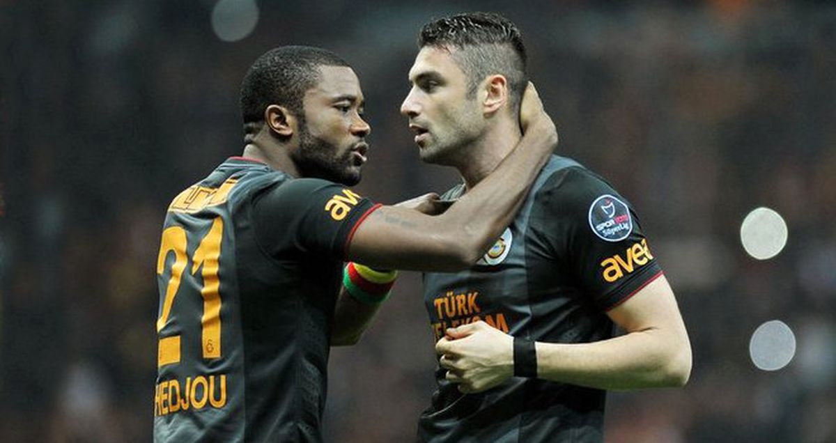 Aslan Evinde Kral!