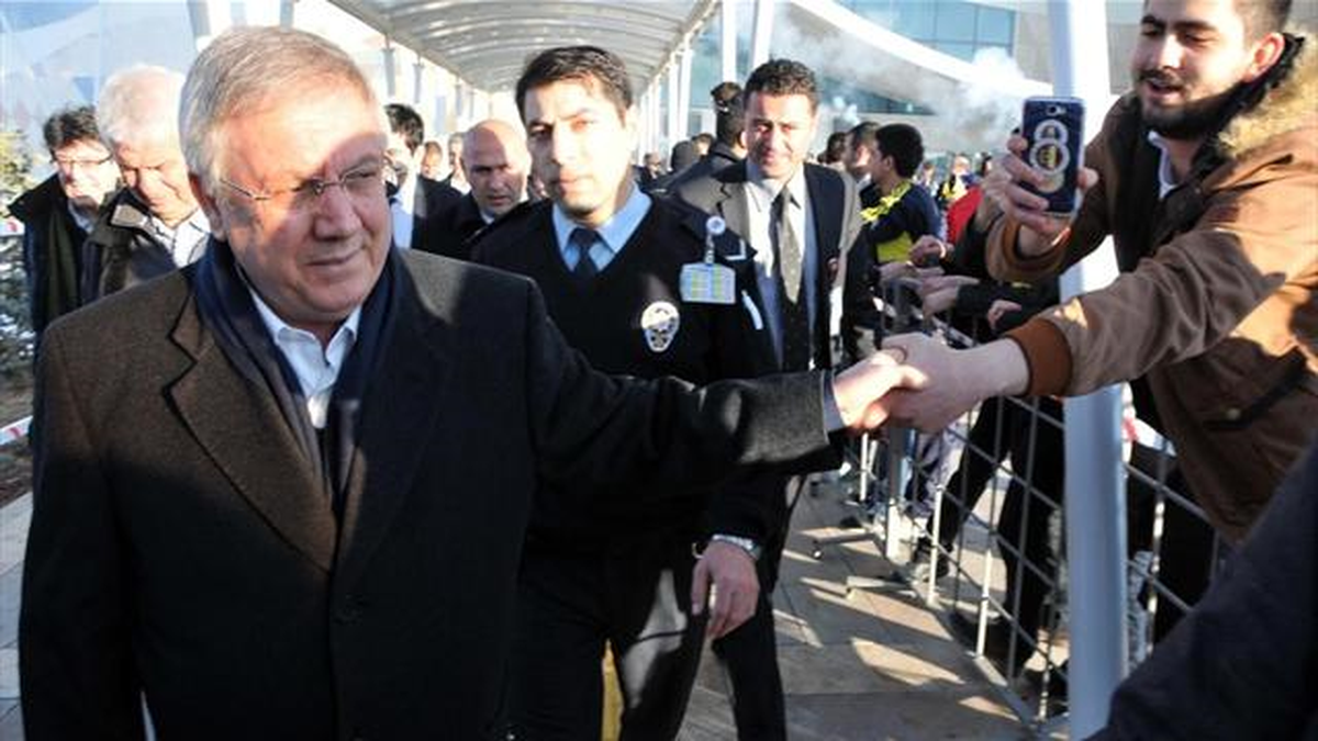 Aziz Yıldırım\'a Sivas\'ta Büyük İlgi