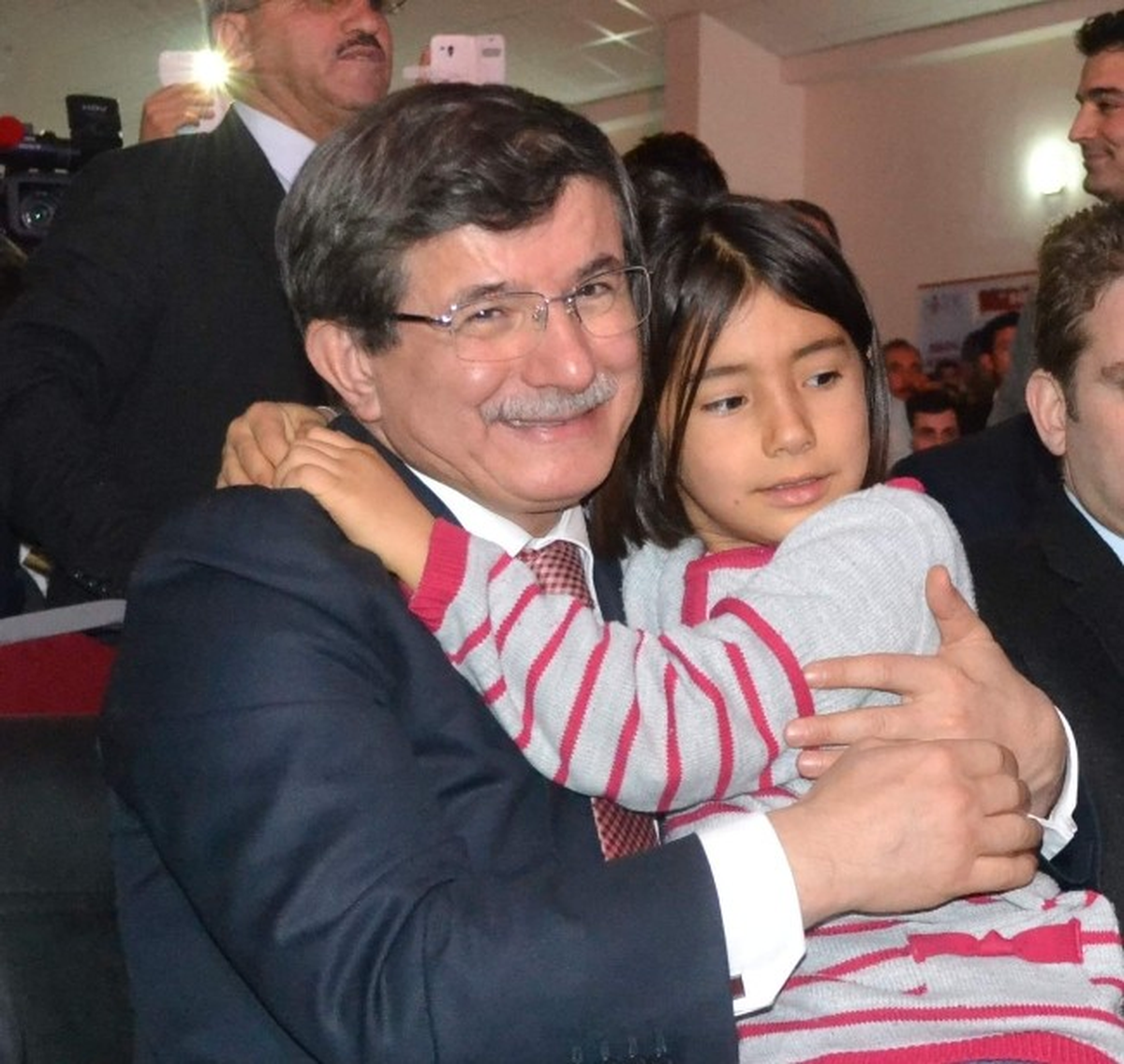 Bakan Davutoğlu: "Millet İradesi İlk Defa 12 Yıl Kesintisiz Şekilde Geçti"
