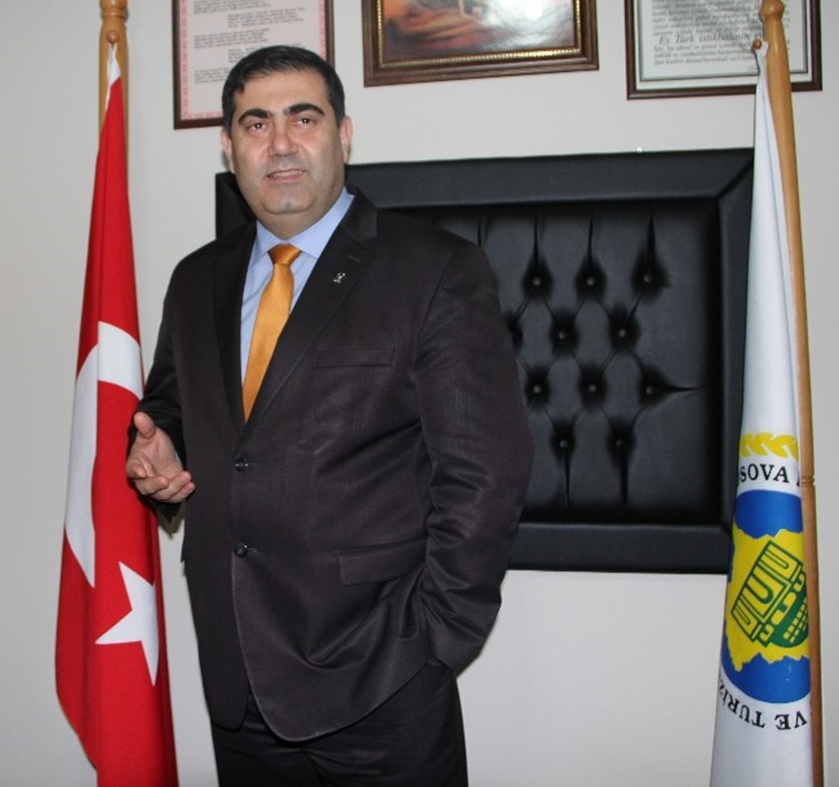Bulgaristan Sınırında Bekletilen Türk Tır\'larına Karşı Türk Hamlesi