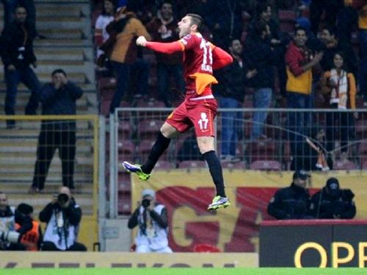 Galatasaray\'da Gençlik Aşısı