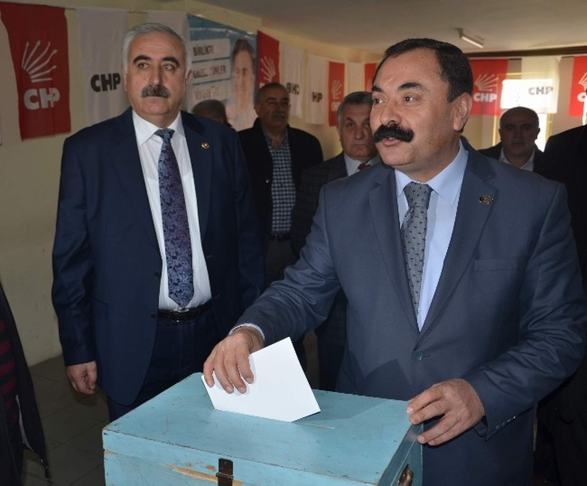 CHP\'de İl Genel Meclis Üyesi Adayı Seçimi