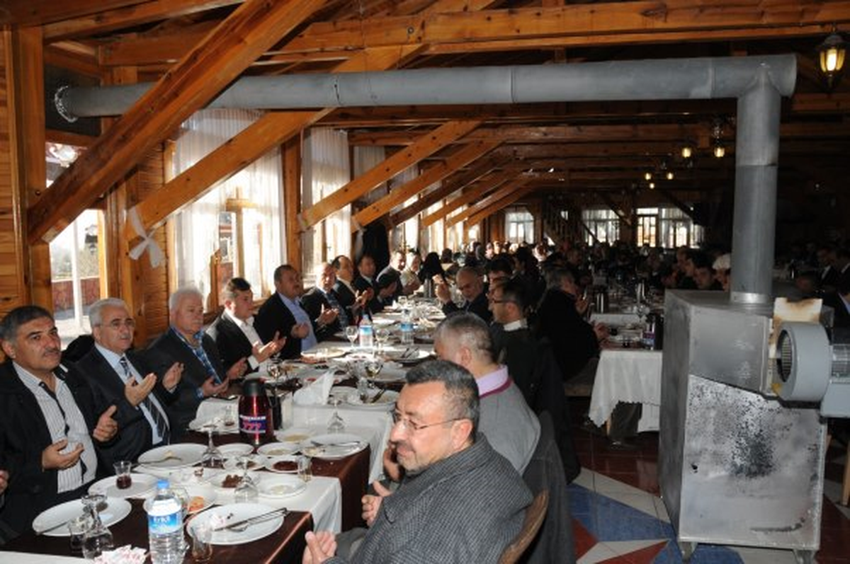 "Daha Güzel Yarınlar ve Niğde İçin Çalışıyoruz"