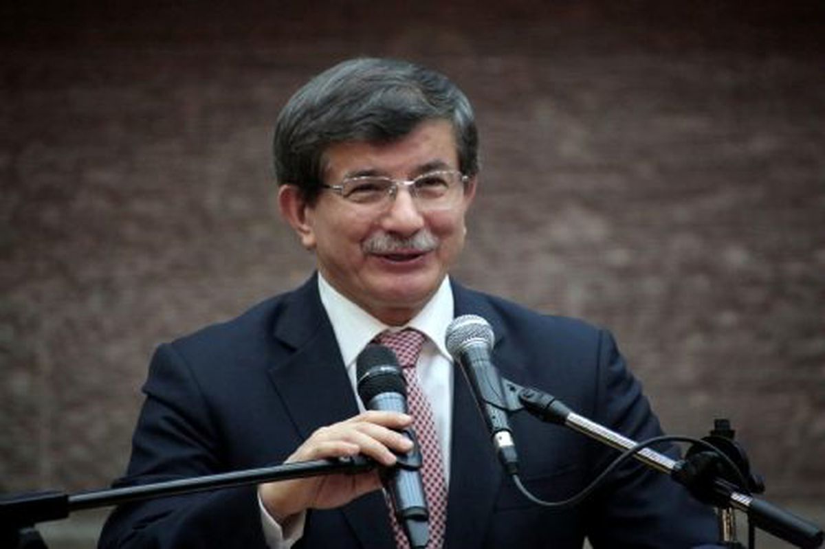 Dışişleri Bakanı Davutoğlu Sadece Halka Hesap Veririz