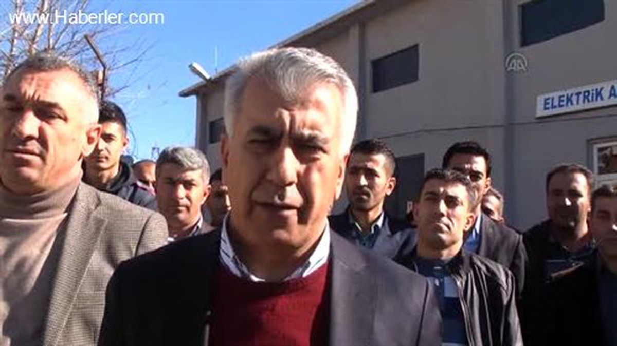 Şırnak\'ta DEDAŞ Çalışanlarının Sözleşme Tepkisi