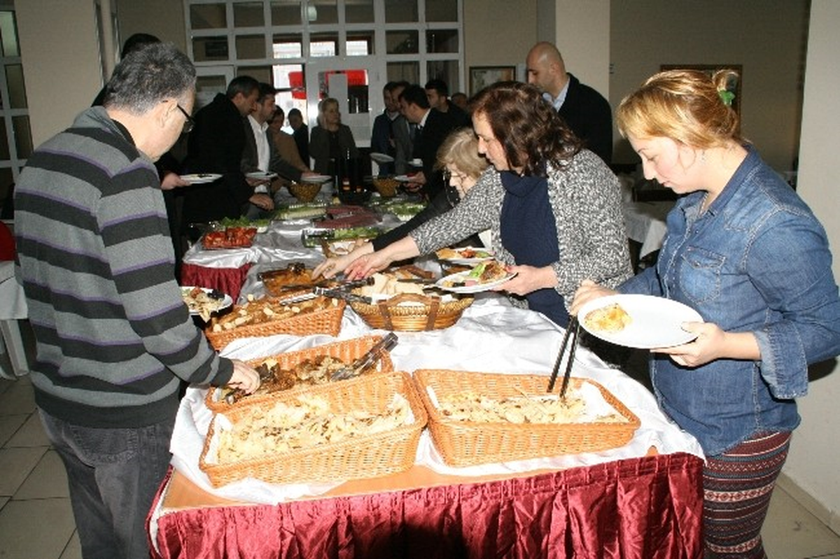 Devrek Sosyal Hizmetler Derenegi\'nden Yardımlaşma Kahvaltısı