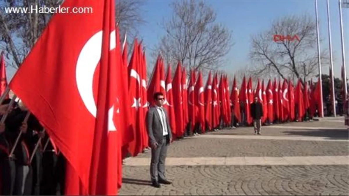 Gaziantep\'in \'Gazilik\' Unvanının 93\'üncü Yıl Dönümü Törenle Kutlandı