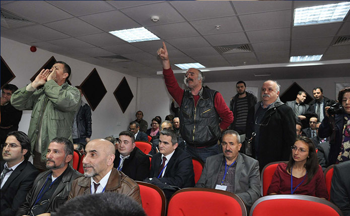 Kalkınma Bakanı Yılmaz\'a Sinop\'ta Nükleer Protestosu
