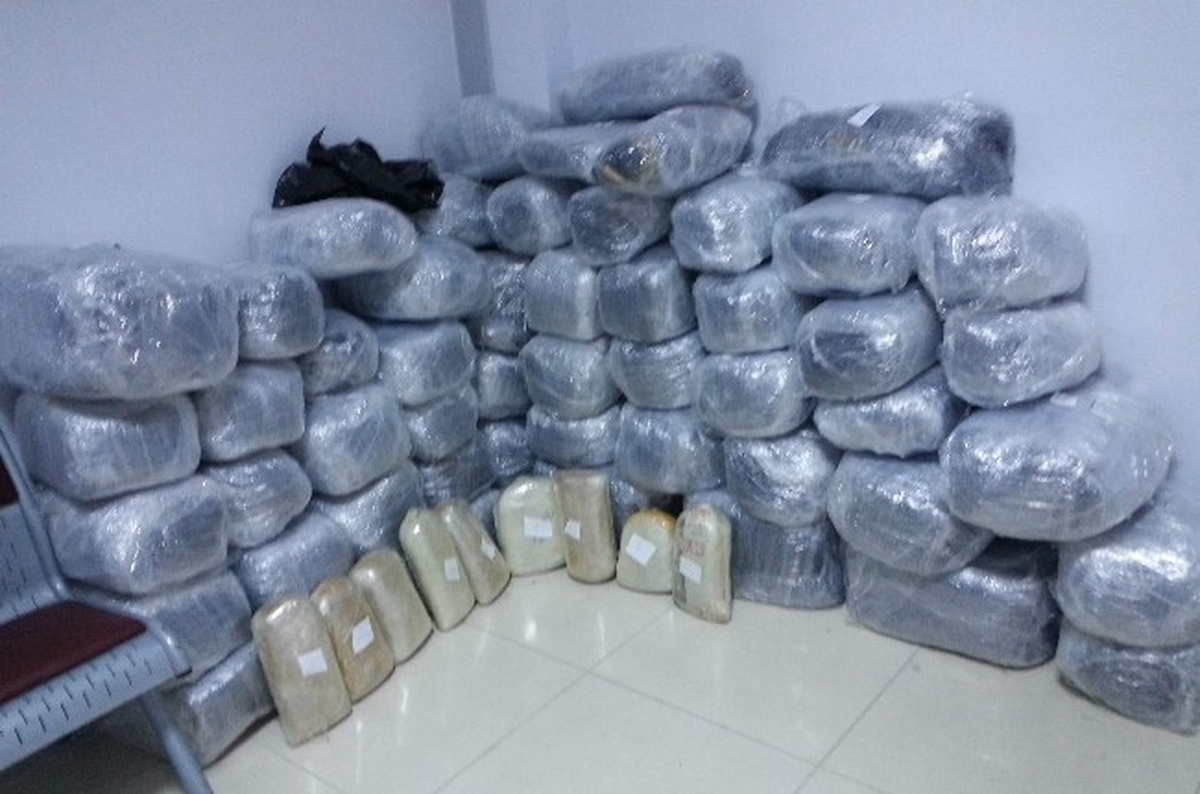 Kovalamacada Yakalanan Araçtan 205 Kilo Esrar Çıktı