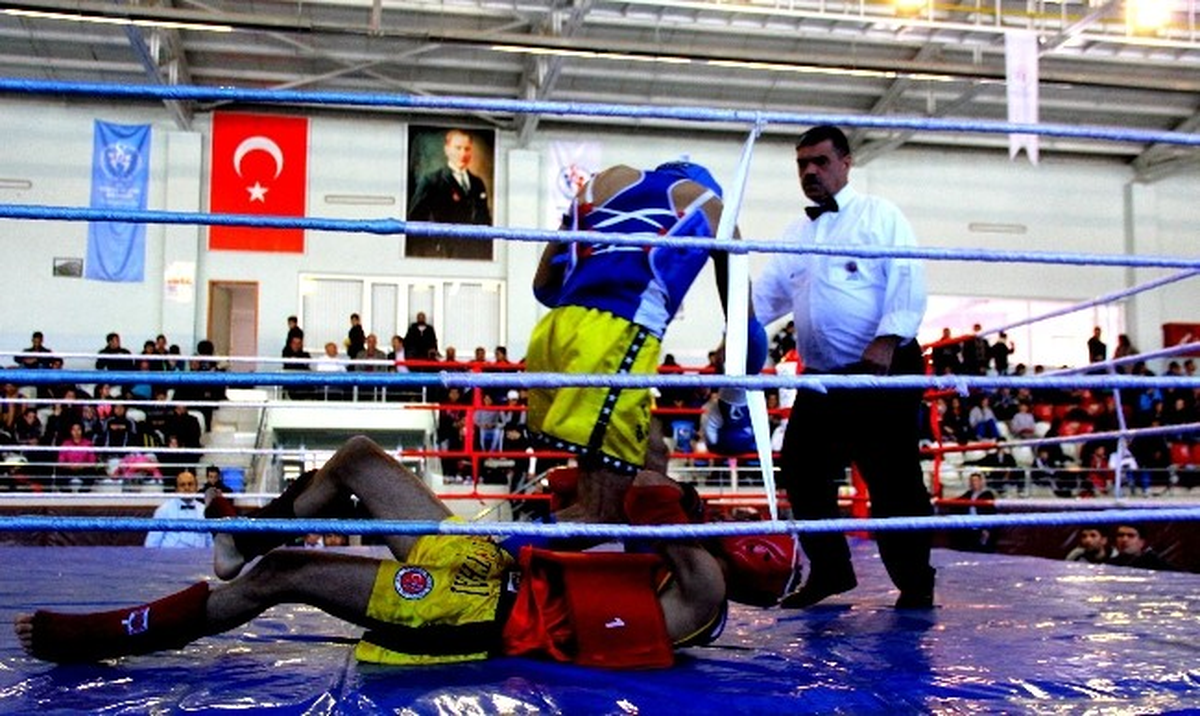 Muay Thai Doğu Marmara Bölge Şampiyonası Erzurum\'da Başladı