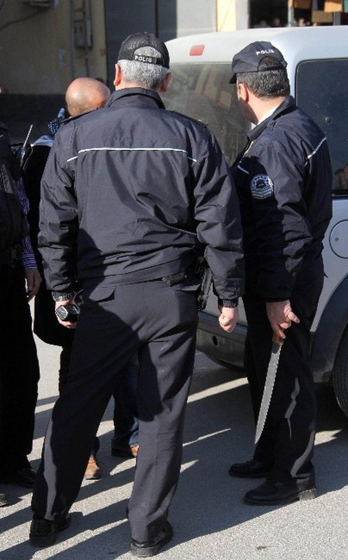 Özel Harekat Polisi Destekli Uyuşturucu Aramasında Sallama Bıçak Çıktı