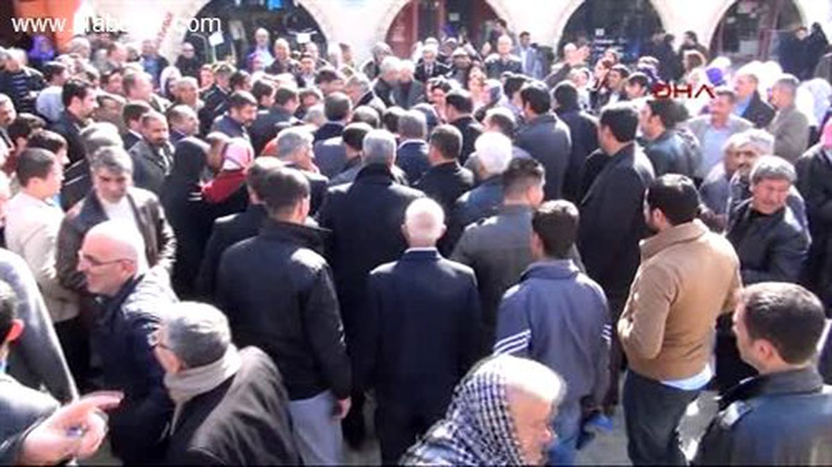 Şanlıurfa\'da \'Hasta Mahkum ve Tutuklular Serbest Bırakılsın\' Eylemi