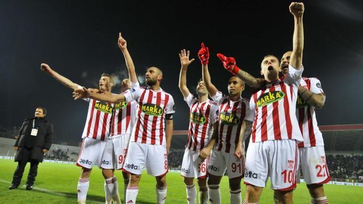 Sivasspor\'un "4 Büyükler"E Karşı Karnesi