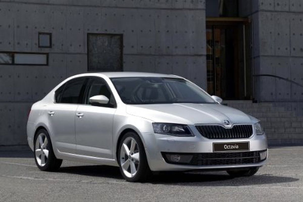 Skoda'dan Çifte Başarı: Octavia ve Superb Sınıflarının 'En İyisi' Seçildi