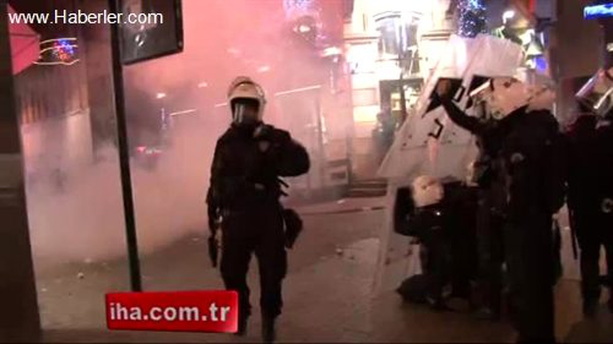 Taksim\'de Çıkan Olaylarda Bazı Vatandaşlar Yaralandı
