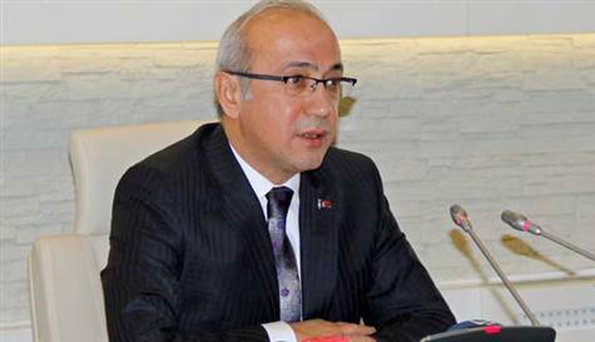Ulaştırma, Denizcilik ve Haberleşme Bakanı Elvan, Karaman\'da Açıklaması