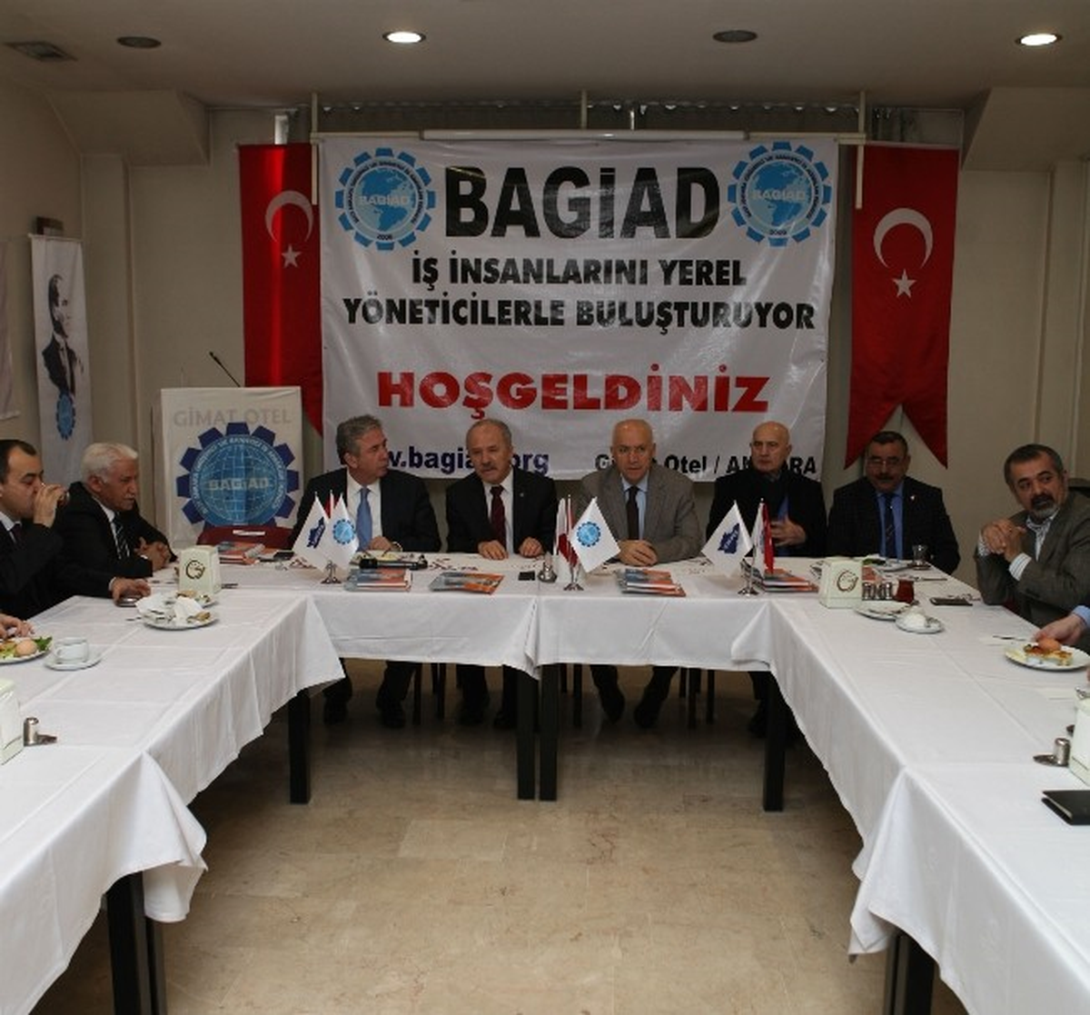 Yavaş ve Yaşar BAGİAD\'la Kahvaltıda Buluştu