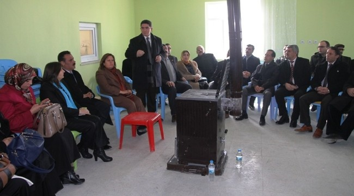 AK Parti Milletvekilleri Köy Yollarında