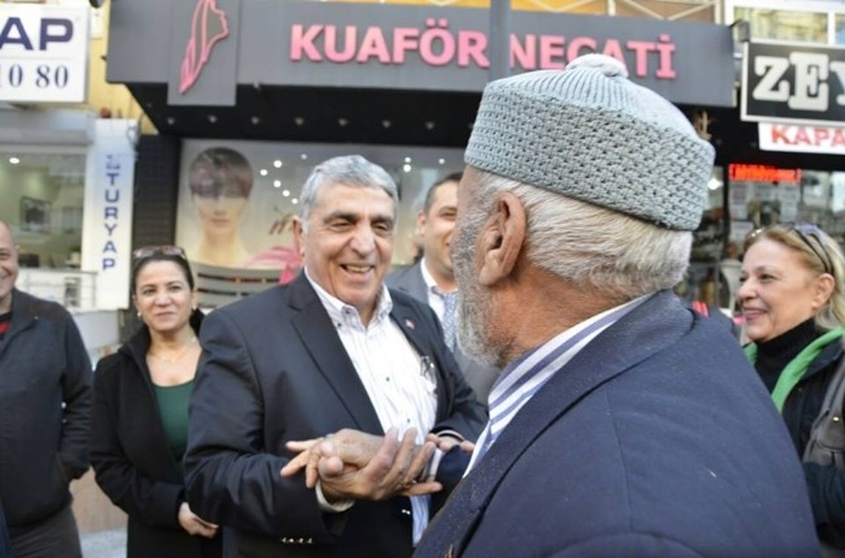 Ak Partili Kalkan: "Karabağlar\'ın Hizmetkarıyım"