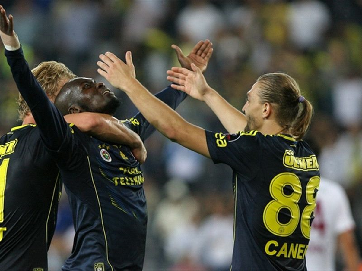 Anket: G.saray Yakalayabilecek Mi?