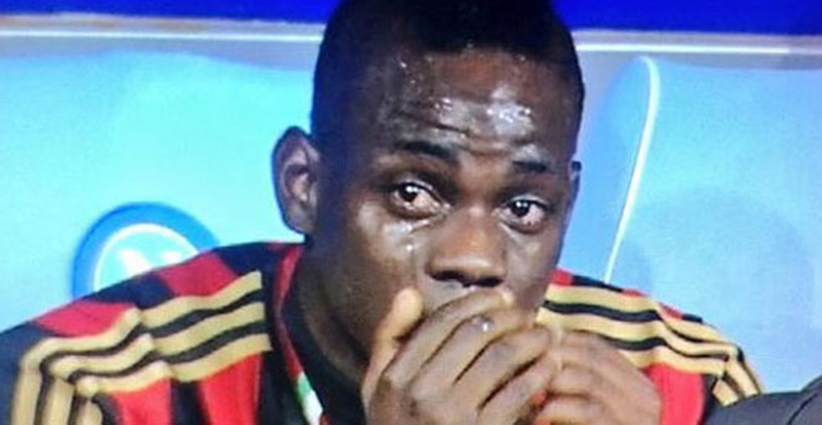 Balotelli Irkçı Tezahüratları Duyunca Ağladı