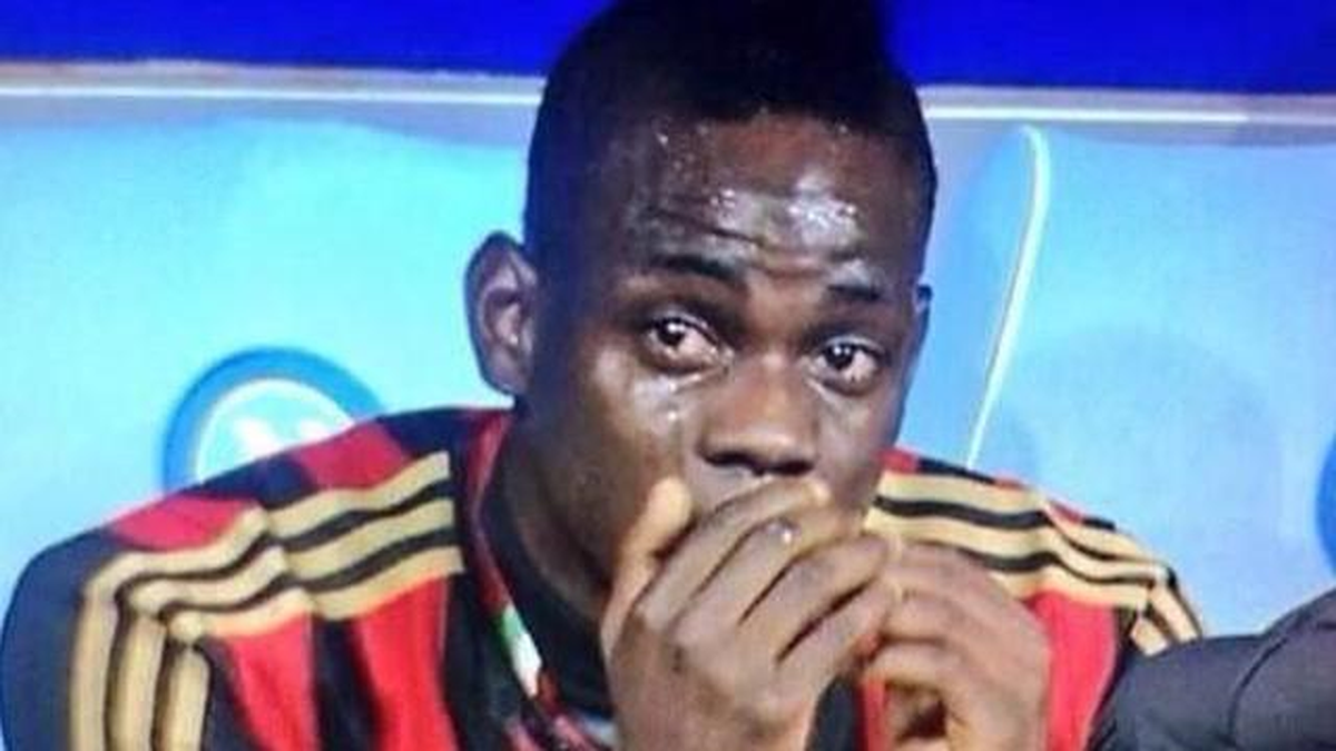 Balotelli\'nin Gözyaşları!