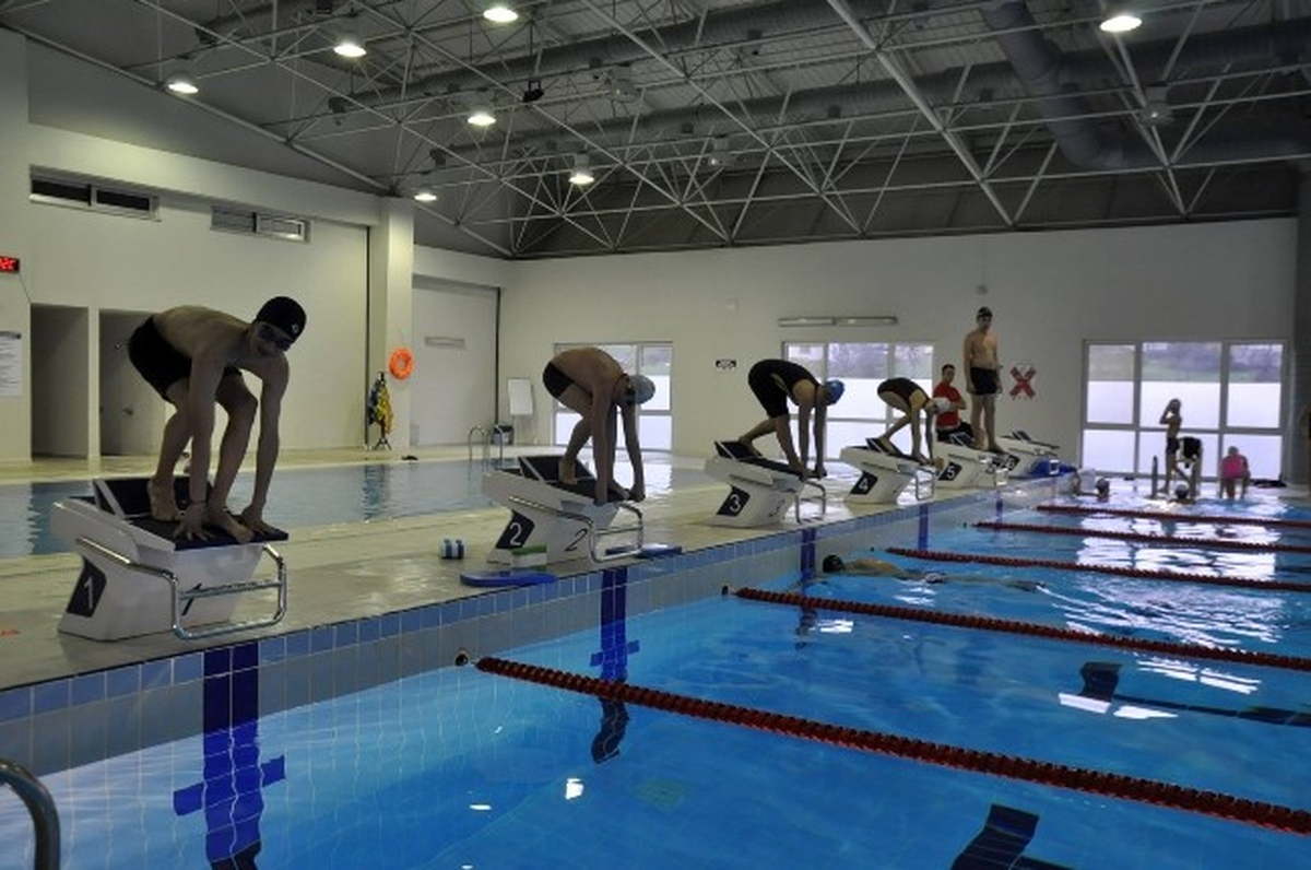 Dü Yüzme Havuzunda Milli Sporcular Yetişiyor