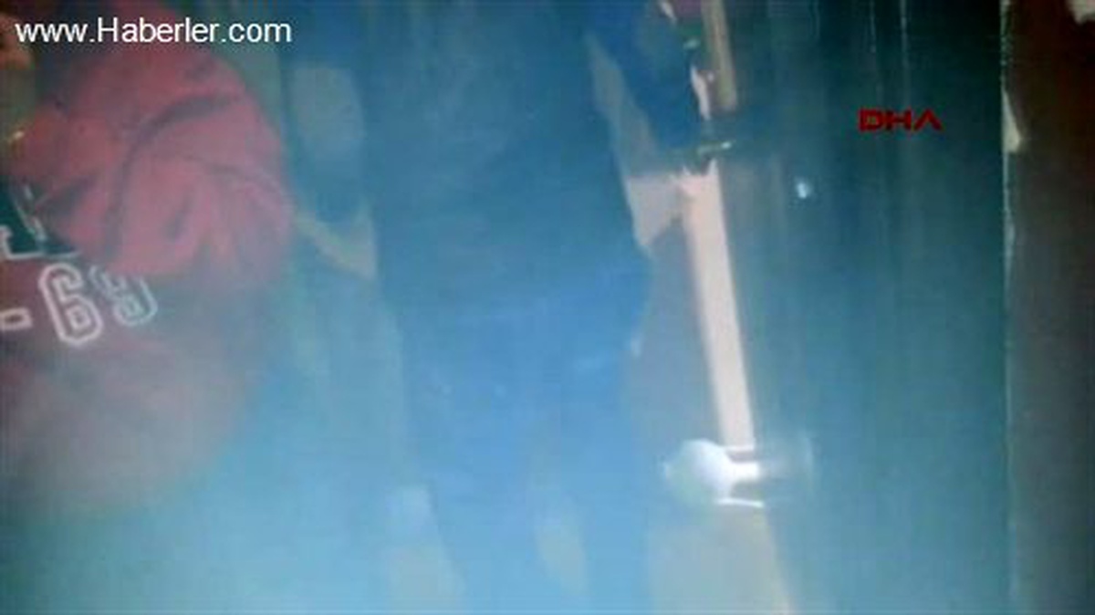 Dumandan Göz Gözü Görmüyordu Ama Komşular Tereddüt Bile Etmedi
