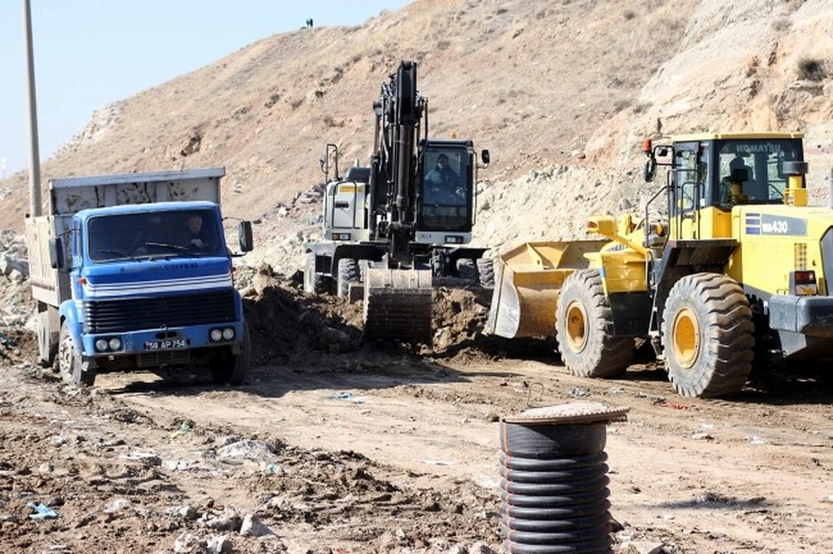 Gültepe Bölge Parkı\'nda Çalışmalar Devam Ediyor
