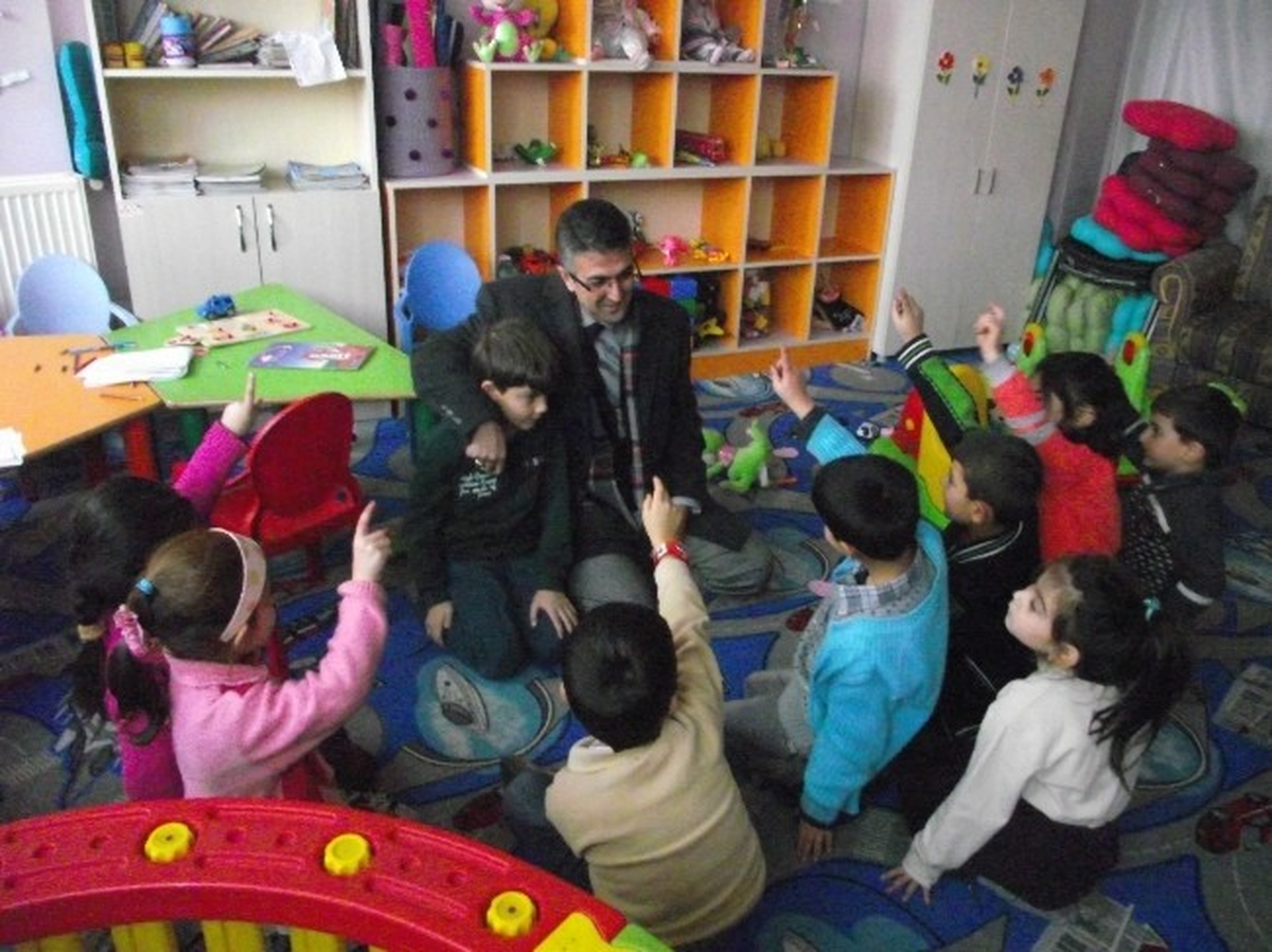 Kalkınma Kadınların Eğitimi ile Güç Kazanır"