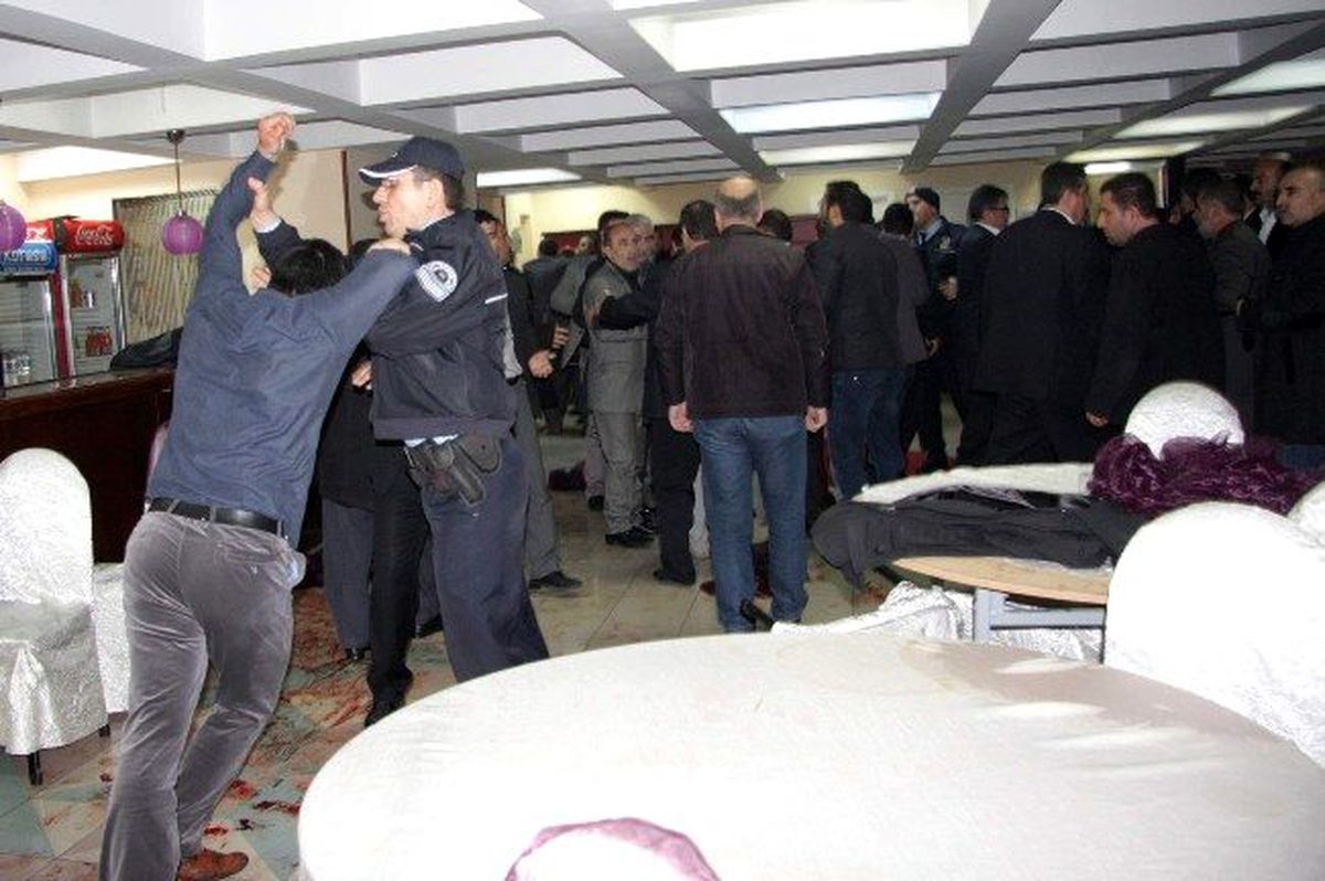 Başkanlık Seçiminde Kan Aktı