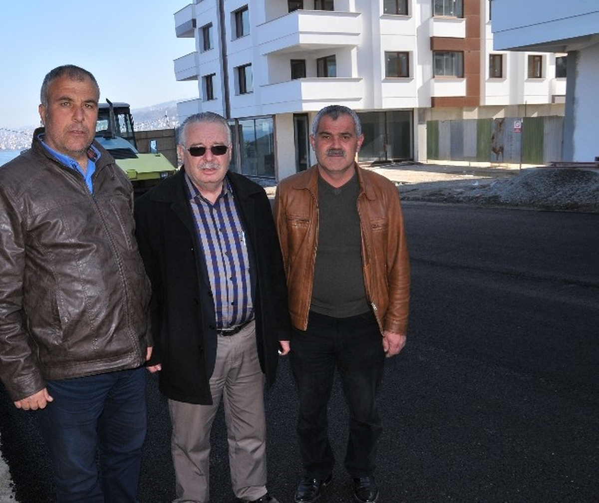 Trabzon Belediyesi\'nden Yıldızlı\'ya Asfalt Yardımı