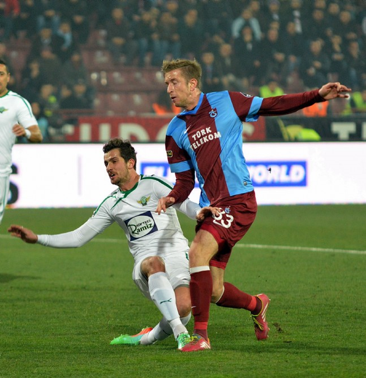 Trabzonspor-Akhisar Belediyespor Maçından Notlar