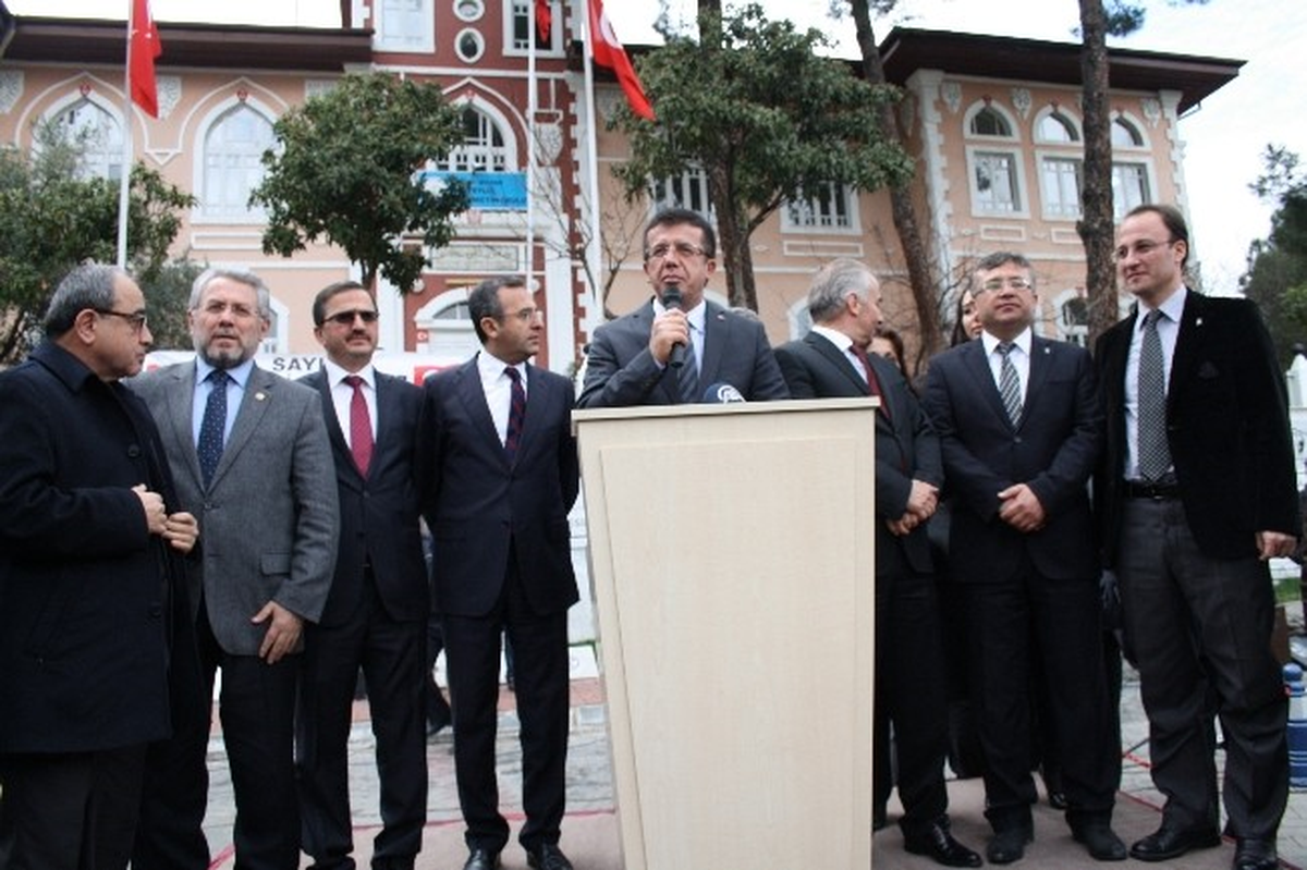 Zeybekci: "Bunlar İhanet Projesidir"