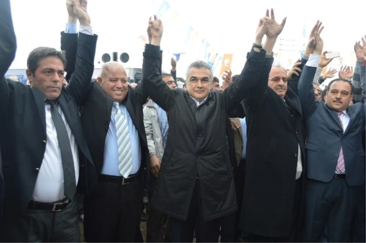 Acarlar\'da Ülkücü Başkandan AK Parti\'nin Adaylarına Büyük Destek