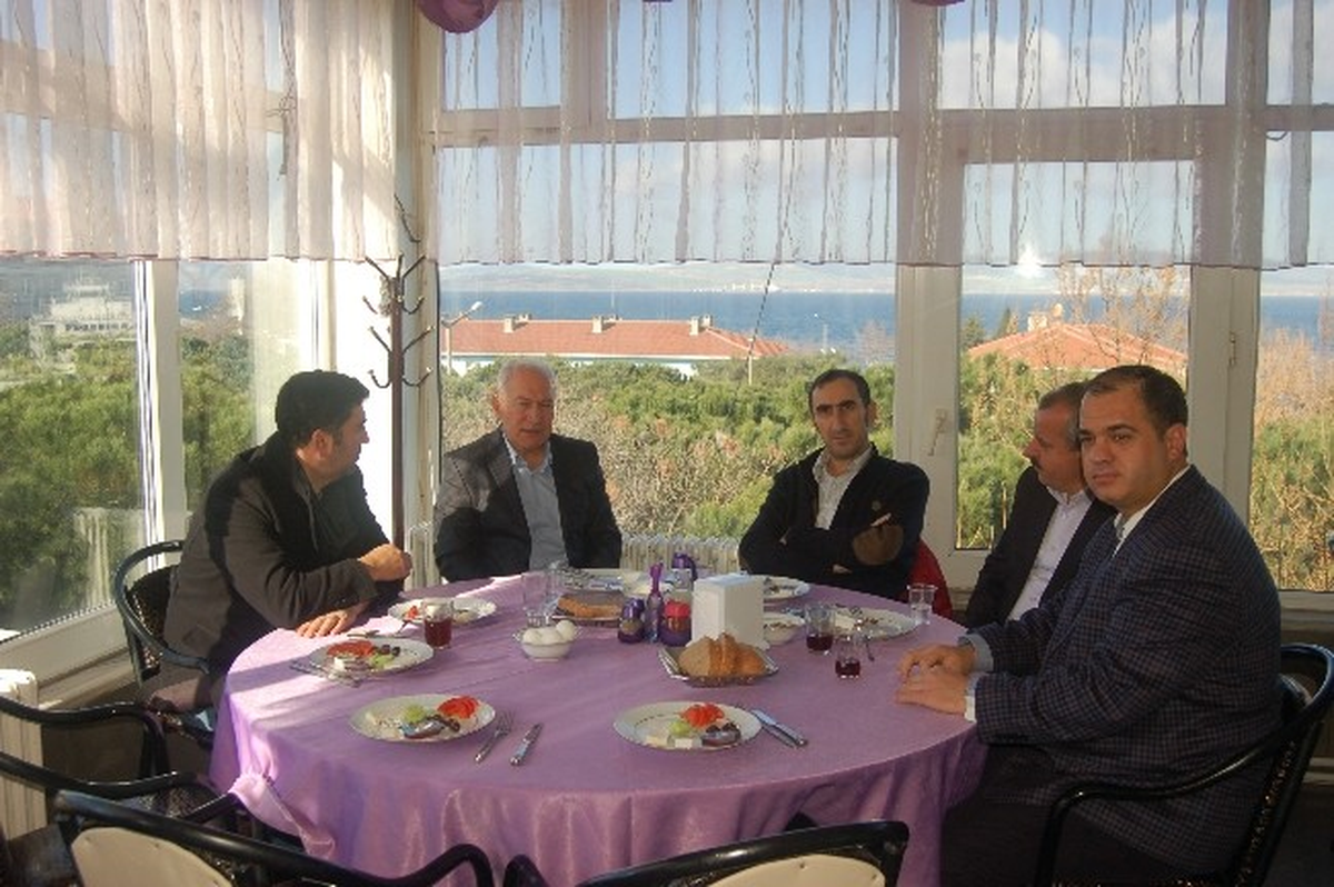 AK Parti\'den Sosyal Medya Atağı